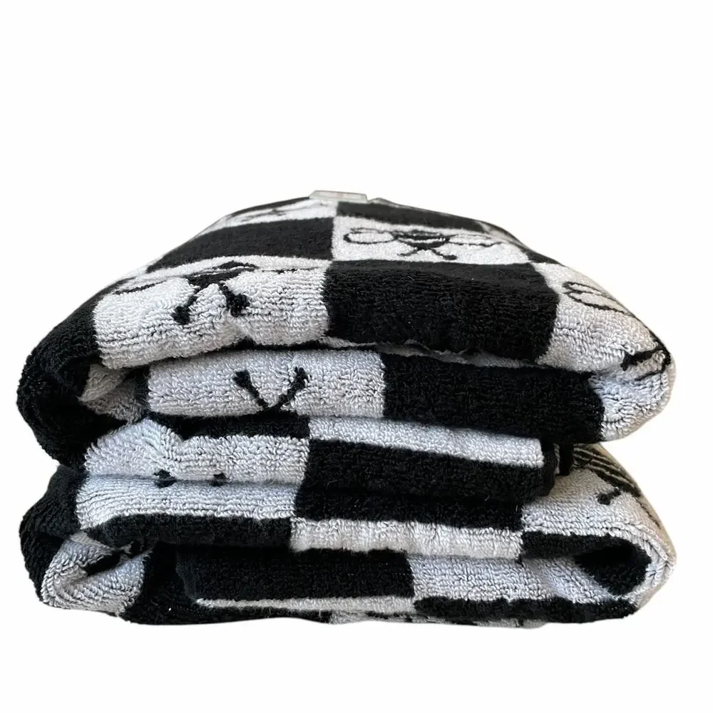 Chic Black & White Checkered BEE Hand Towel Set of 2 100% Cotton